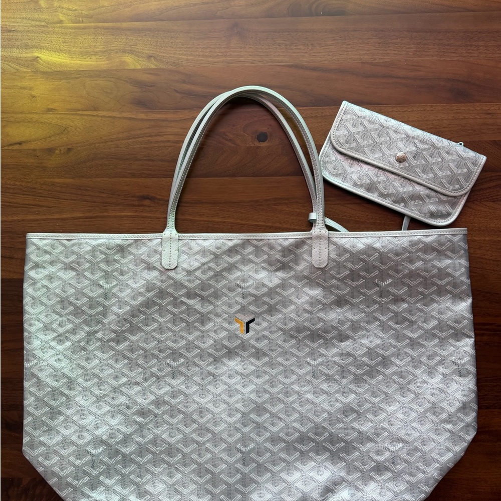 SILVER Goyard St. Louis GM precious metals collection